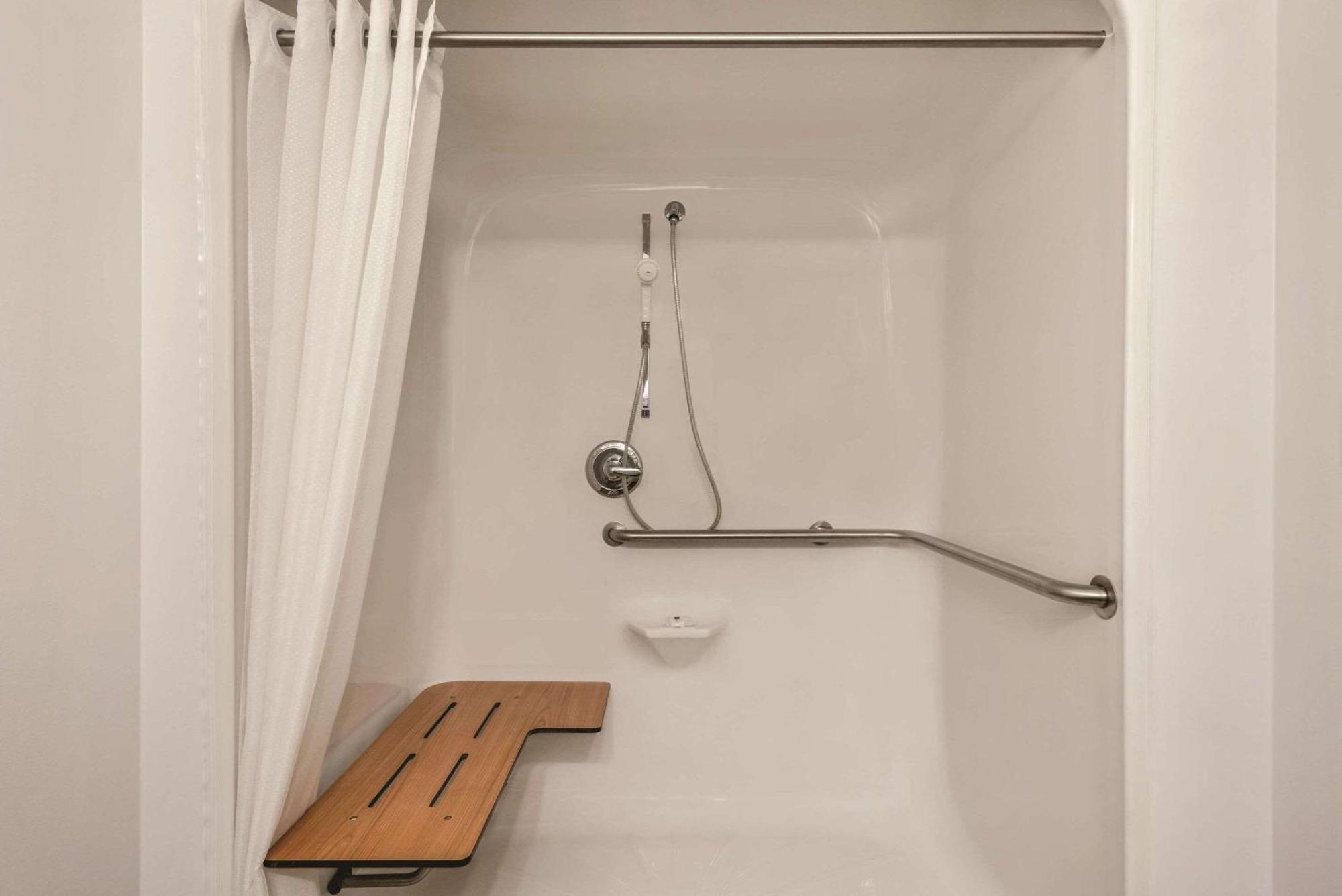 Country Inn & Suites By Radisson, Green Bay East, Wi エクステリア 写真