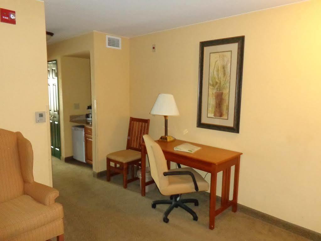 Country Inn & Suites By Radisson, Green Bay East, Wi エクステリア 写真